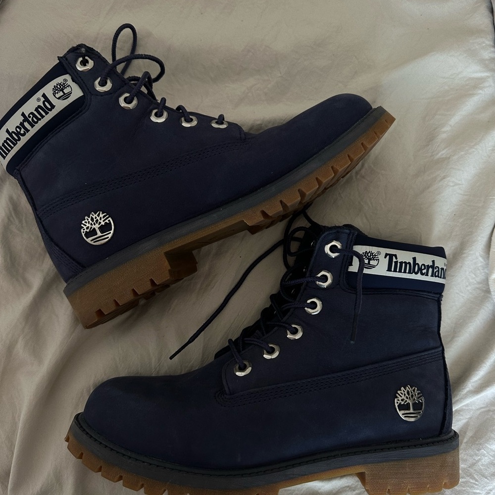 Boys size 5 timberland boots